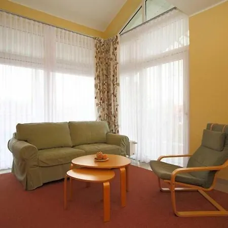 Mirow, Apartment *